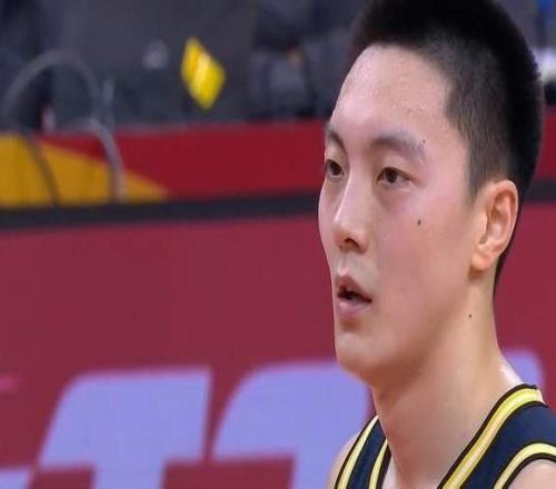 央視不播！今晚735，廣東客戰(zhàn)黑馬別大意，杜鋒需提防陰溝里翻船