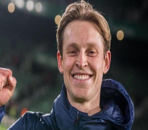 世體：在特爾施特根離隊后，德容正一步步扛起球隊的領(lǐng)袖責(zé)任