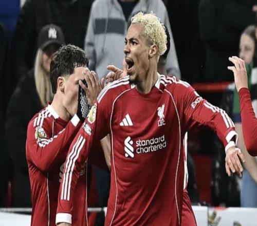 杰拉德：每次看埃基蒂克踢球，我都會(huì)想到托雷斯