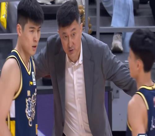 徐杰復(fù)出+焦泊喬能打！廣東隊(duì)祭出最強(qiáng)陣容，力保杜鋒復(fù)仇上海