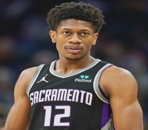 達(dá)成了！第二筆重磅交易！湖人徹底無緣2米01側(cè)翼