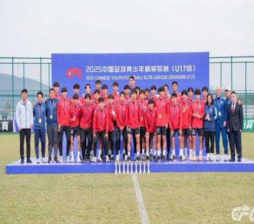 潘偉力：恒大足校合作踢中乙沒(méi)談攏，08年齡段可能留不住了