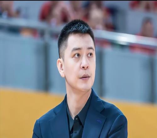 CBA3消息！北京預(yù)訂麥基，楊鳴下家確定，賽季第五筆大罰單出爐