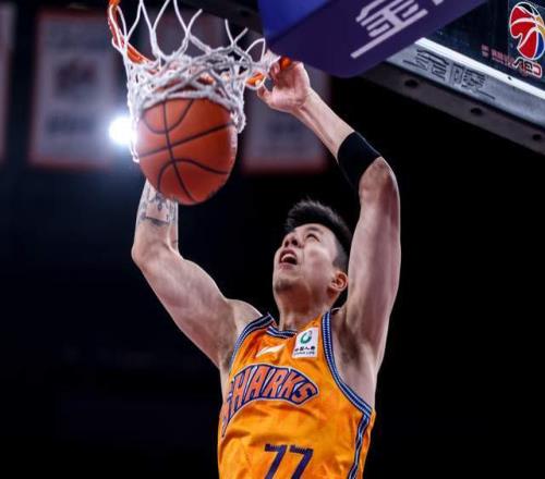 CBA排名一夜大变！上海冲第1，北京广东全部翻车，7队哄抢第12名