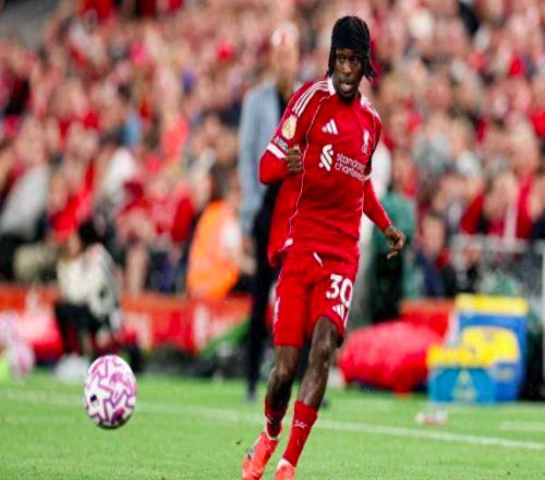 防線危機再度升級！24歲巨星三度受傷，利物浦冬窗引援迫在眉睫