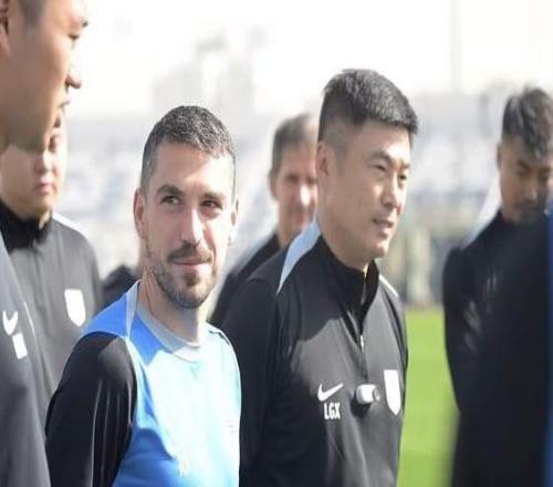 楊銘銳沒去迪拜，大連給斯坦丘1.5+1合同雙贏補強(qiáng)沒結(jié)束有2內(nèi)援