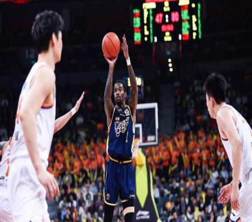 CCTV5直播廣東VS上海恐遭雙殺！內(nèi)線弱點(diǎn)暴露無遺，杜鋒依賴快攻