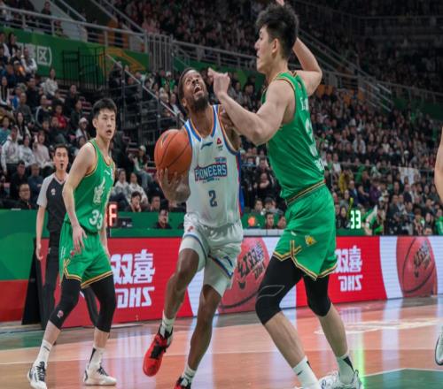 場均不到5分！2米14大個子不敢出手，韓德君接班人上限就是丘天