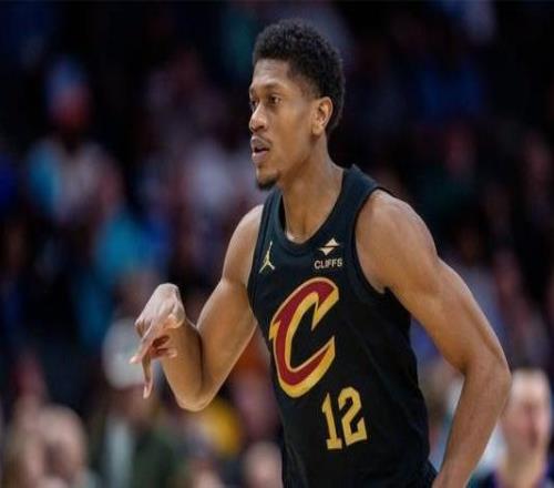 曝騎士國(guó)王公牛三方交易亨特加盟國(guó)王施羅德前往騎士