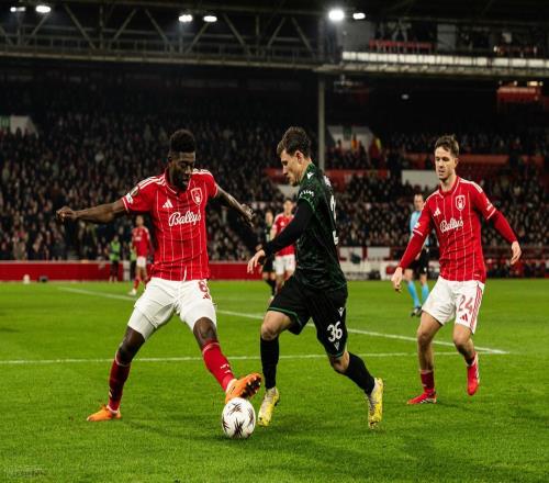 英超：水晶宮士氣低迷，諾丁漢森林搶分無憂諾丁漢森林VS水晶宮