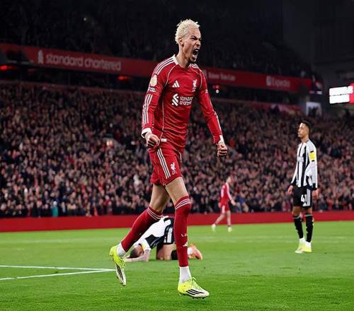 41！9500万神锋双响，维尔茨摆脱水货骂名，利物浦终结5轮不胜