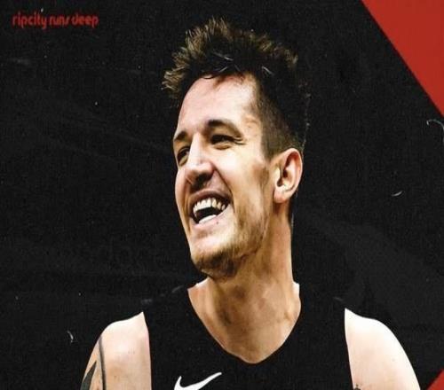 一夜3大消息！3換1交易達成，哈登小卡落選全明星，勇士新決定