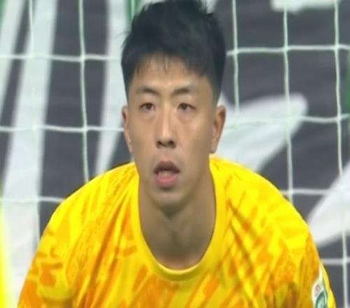 上賽季還在中超首發(fā)29場，博主：梅州客家28歲門將郭全博退役