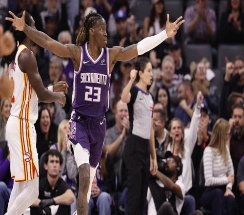 國王將施羅德和埃利斯交易至騎士，引發(fā)球迷對球隊(duì)未來的強(qiáng)烈不滿