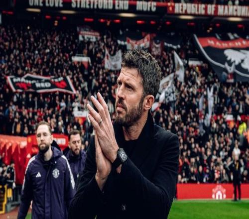 執(zhí)教曼聯(lián)前5場聯(lián)賽贏下4場，卡里克成隊史第三人