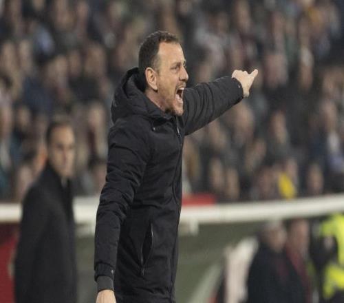 阿爾瓦塞特主帥：球隊(duì)目前信心爆棚，我們會(huì)擊敗巴薩創(chuàng)造歷史