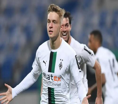 DO：達(dá)成協(xié)議，諾丁漢森林將簽下門興左后衛(wèi)盧卡內(nèi)茨