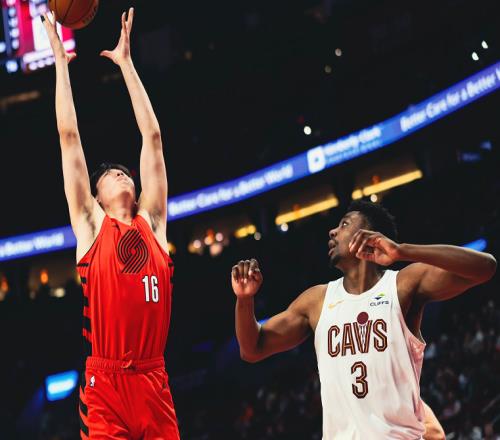 40分17板5助4帽0失誤！歷史首人！阿倫打爆大根，楊瀚森看清差距