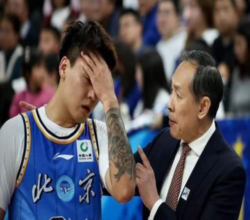知道怕了趙睿就不當(dāng)言論致歉，球迷不買賬，郭士強(qiáng)還敢用他嗎