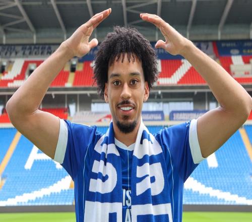 官方：利物浦20歲的后衛(wèi)斯坎倫租借加盟英甲卡迪夫城