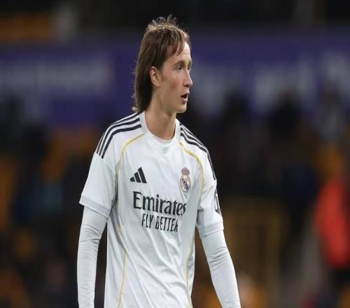 阿斯：皇馬和阿韋洛亞都希望幫助霍安馬丁內(nèi)斯提升水平