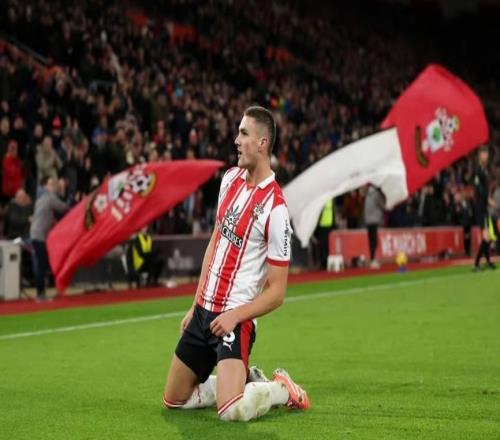 DO：哈伍德貝利斯將留在南安普頓，西漢姆聯(lián)曾兩次報價未果