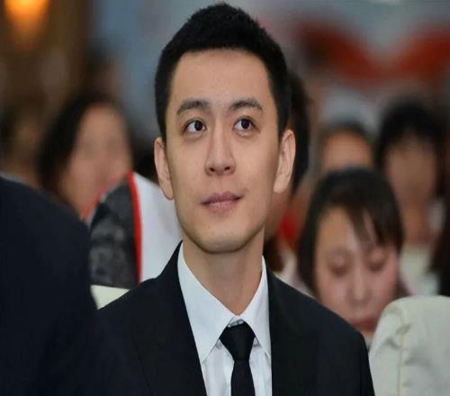 三連冠主帥轉(zhuǎn)身離開，楊鳴辭職那一刻，遼籃的時代真的結(jié)束了嗎