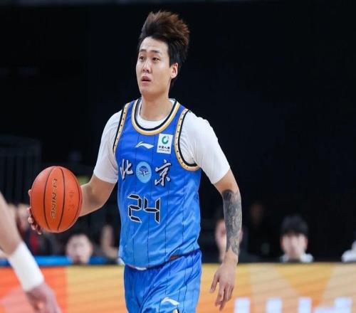 趙睿發(fā)布不當(dāng)言論，寧波球迷嘲諷廣東男籃，徐杰傷病情況出爐