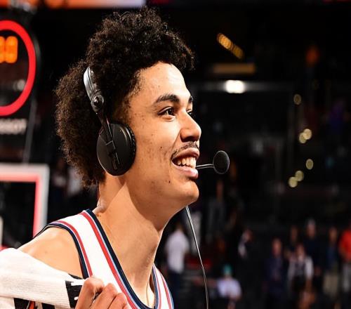 越來越成熟了！快船側(cè)翼新星在攻防兩端的作用都越來越突出了