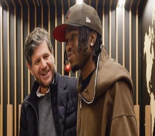 马竞官方：与亚特兰大就卢克曼转会达成协议，球员已到马德里