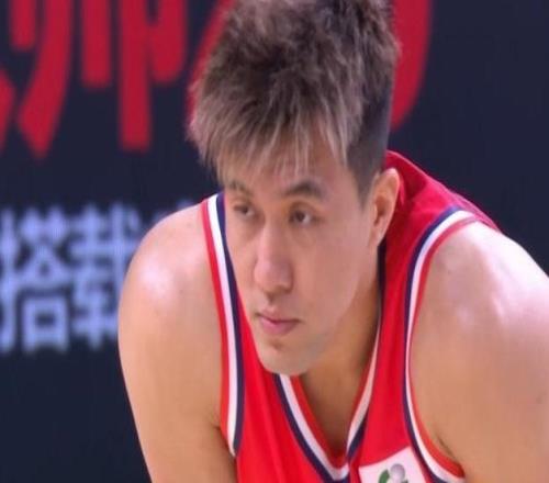 出勤率欠佳！郭艾倫無緣CBA全明星替補陣容新賽季至今6戰(zhàn)3勝3負