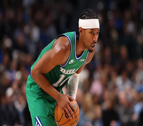 單節(jié)豪取13分！可惜獨(dú)行俠替補(bǔ)控衛(wèi)到了第二節(jié)就提前傷退了