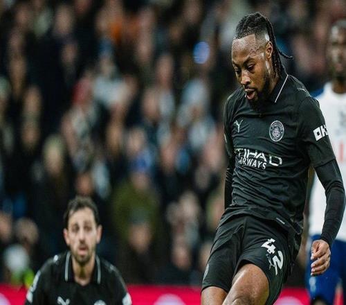 熱刺神鋒雙響+神仙球，22終結(jié)曼城115場(chǎng)全勝紀(jì)錄，瓜帥炮轟裁判