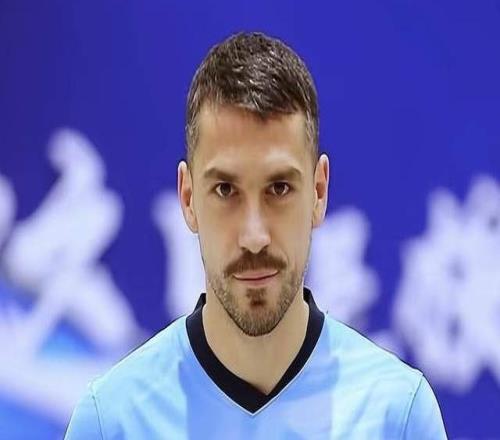 斯坦丘讓大連保級(jí)無(wú)憂，上限看第5外援，馬萊萊還不進(jìn)球夏窗難留