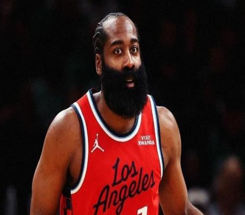 記者：哈登的交易目前還沒有定論，又一位全明星后衛(wèi)進(jìn)入市場