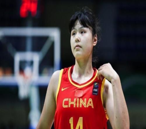 逆流而上！中國女籃組張子宇+劉禹彤重型雙塔宮魯鳴還沒吸取教訓