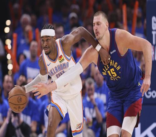 追逐25+4+8控衛(wèi)！火箭要組4巨頭首發(fā)2老將難留，為冠軍值得一試