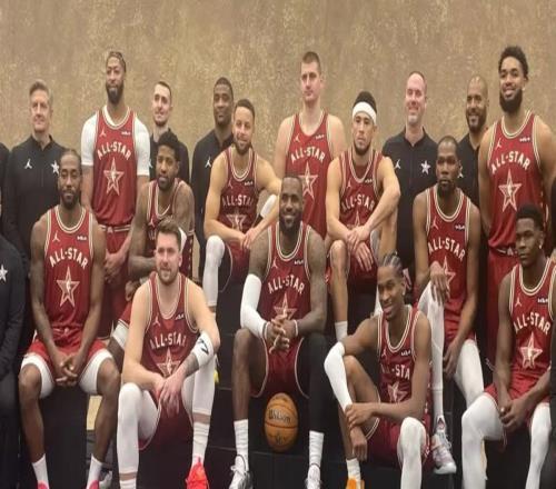 52分27板22助8斷6帽16三分，盤點全明星賽各項數據最高記錄！