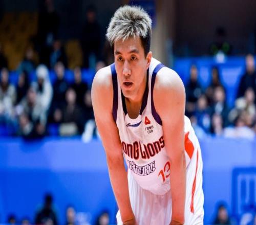 郭艾倫25+6賽季新高！廣州負青島4連敗徐昕14+12段昂君24分