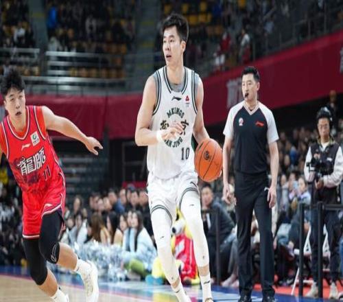 本賽季常規(guī)賽第一階段即將打完！這五名本土球員的實力堪比外援