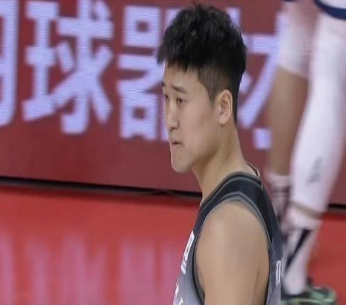 林主場7872擊敗領(lǐng)頭羊廣廈威爾遜30+13率隊終結(jié)連敗