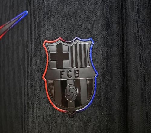 西媒：巴薩系俱樂部在倉(cāng)庫(kù)存了30萬(wàn)件球衣，共花費(fèi)400萬(wàn)歐元