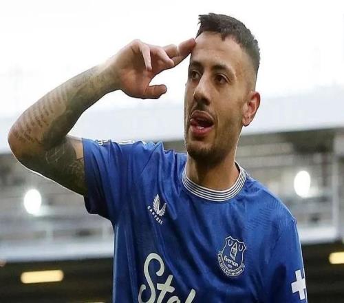 天空體育：水晶宮和森林有意麥克尼爾，但埃弗頓不愿冬窗放人