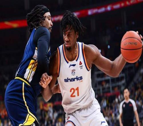 兩戰(zhàn)狂砍40分31板！超級內線將爭冠熱門打回原形，盧偉收獲殺手锏