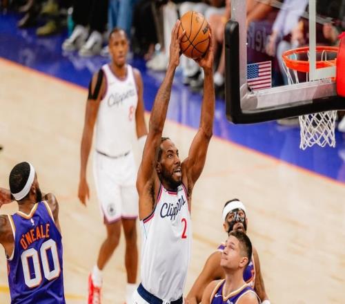 小卡落選全明星引熱議！陽(yáng)記吐槽選詹皇雙標(biāo)中方經(jīng)紀(jì)人解析緣由