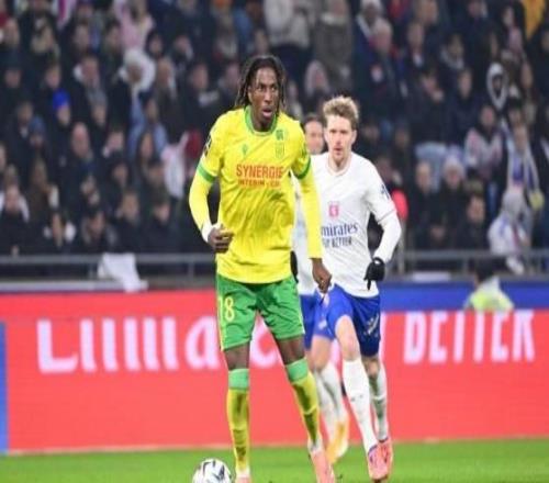 隊(duì)報(bào)：在經(jīng)過(guò)仔細(xì)考慮后，塔蒂?zèng)Q定留在南特而非加盟切爾西