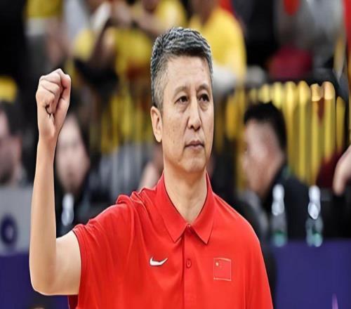 中國男籃主教練郭士強，做出了一個重要的決定！