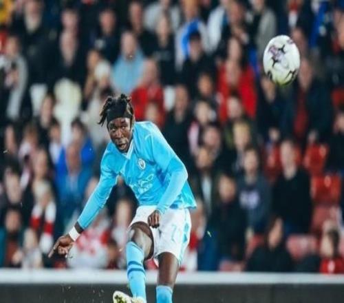 官方：曼城19歲邊鋒恩達(dá)拉租借加盟英冠謝周三