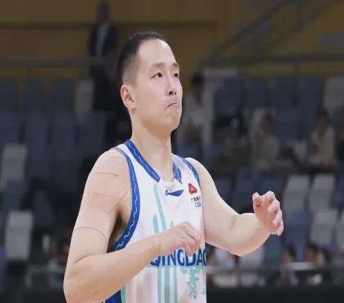 真不值頂薪，CBA開賽至今令人失望的4位球星