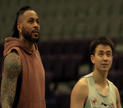 餅王大號兩雙功不可沒隊長狂轟16+7+8+3力挽狂瀾,恭喜遼籃兩連勝